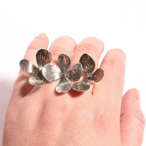 Gorgeous 3 Flower two finger  Silver adjustable ring - Zulasurfing Jewelry
 - 2