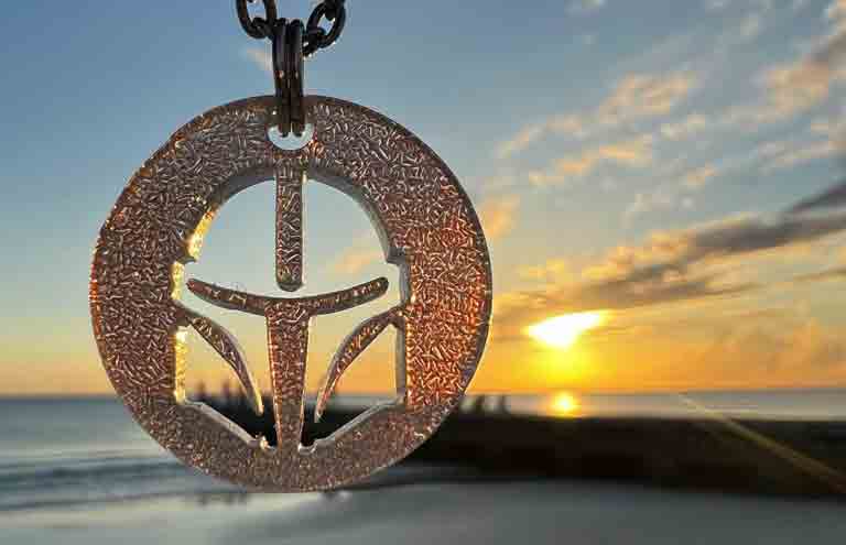 mandalorian necklace