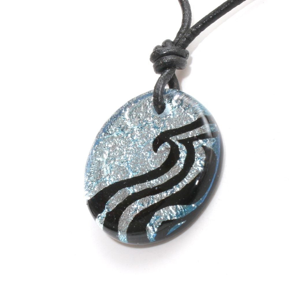 surfer pendant 