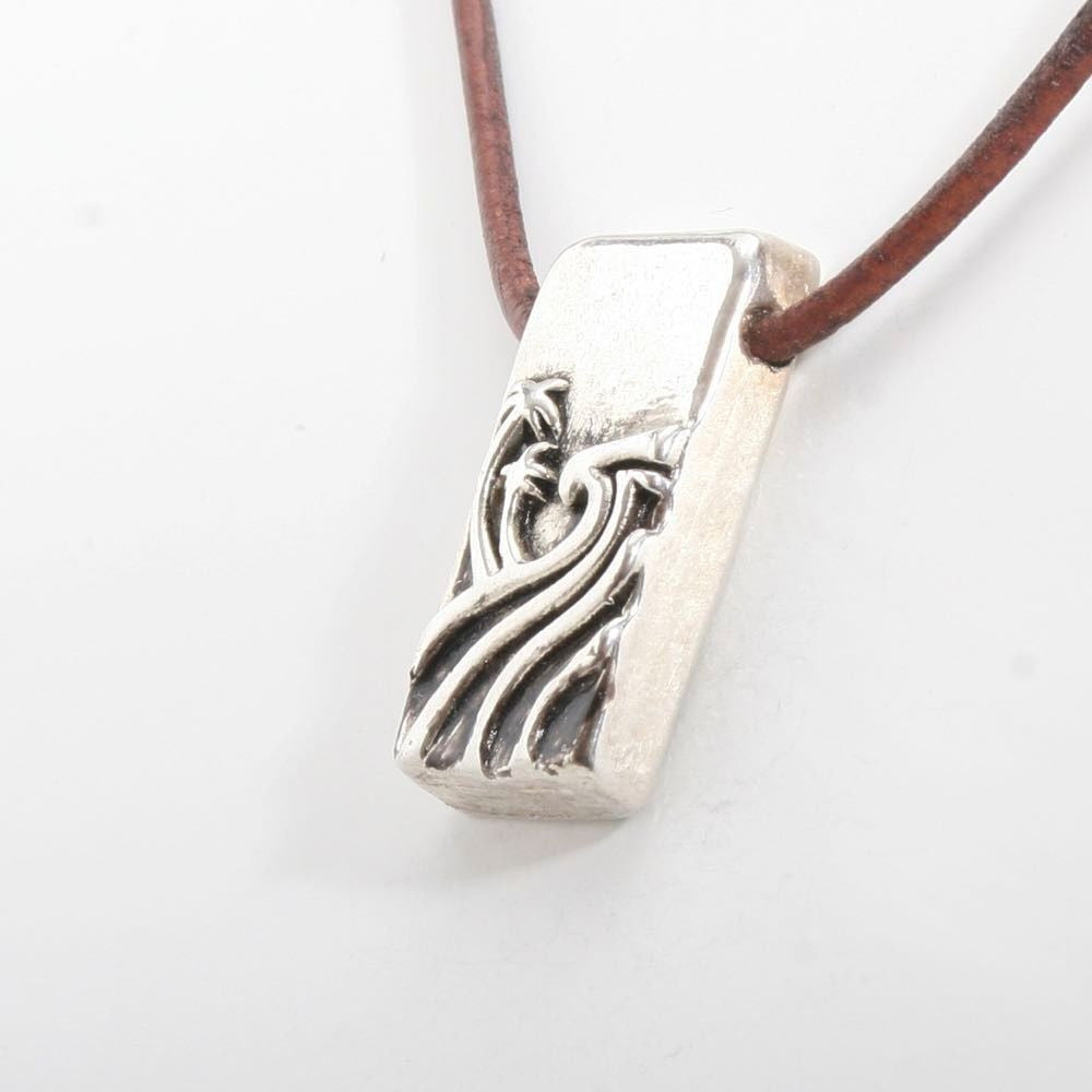 surfer pendant