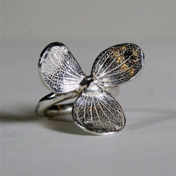 Beautiful 3 leaf 925 Sterling Silver flower Ring size 6 - Zulasurfing Jewelry
 - 1