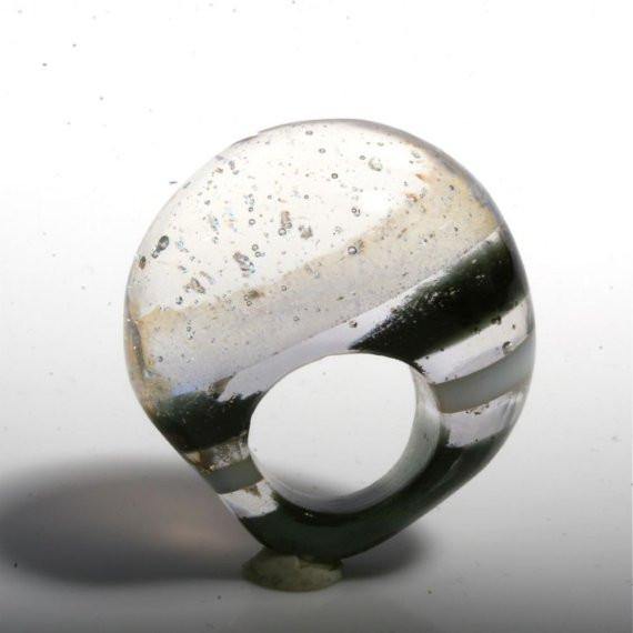 Outragous Dichroic Silver Color Glass ring size 4.5 - Zulasurfing Jewelry
 - 2