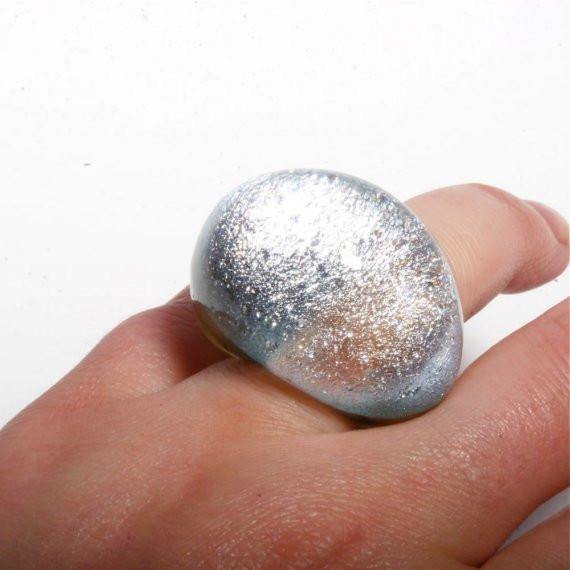 Outragous Dichroic Silver Color Glass ring size 4.5 - Zulasurfing Jewelry
 - 4