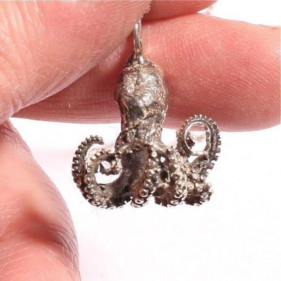 925 Sterling Silver Hand Made baby Octopus Organic Pendant - Zulasurfing Jewelry
 - 1