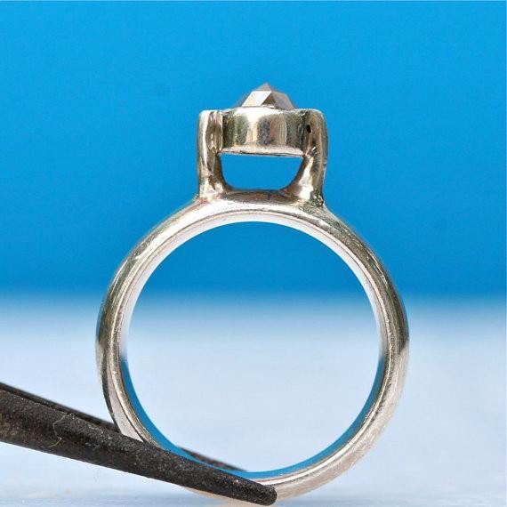 Sterling Silver and a Rose Cut Diamond Ring size 6 - Zulasurfing Jewelry
 - 5