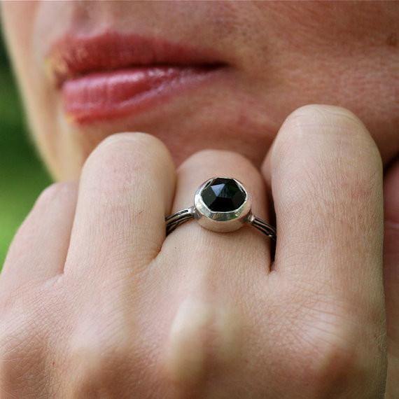 Sterling silver branch engagement ring with a rose cut black spinel - Zulasurfing Jewelry
 - 3