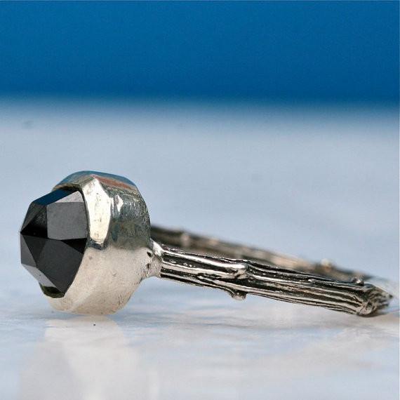 Sterling silver branch engagement ring with a rose cut black spinel - Zulasurfing Jewelry
 - 4