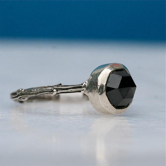 Sterling silver branch engagement ring with a rose cut black spinel - Zulasurfing Jewelry
 - 5