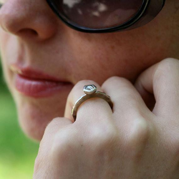 Gorgeous 14k white gold and beautiful clear rose cut diamond engagement ring size 5 1/4 - Zulasurfing Jewelry
 - 5