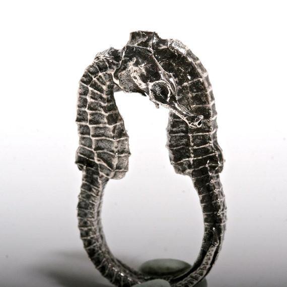 Seahorse Sterling Silver ring size 5-6.5 - Zulasurfing Jewelry
 - 1