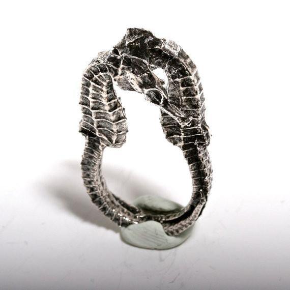 Seahorse Sterling Silver ring size 5-6.5 - Zulasurfing Jewelry
 - 3