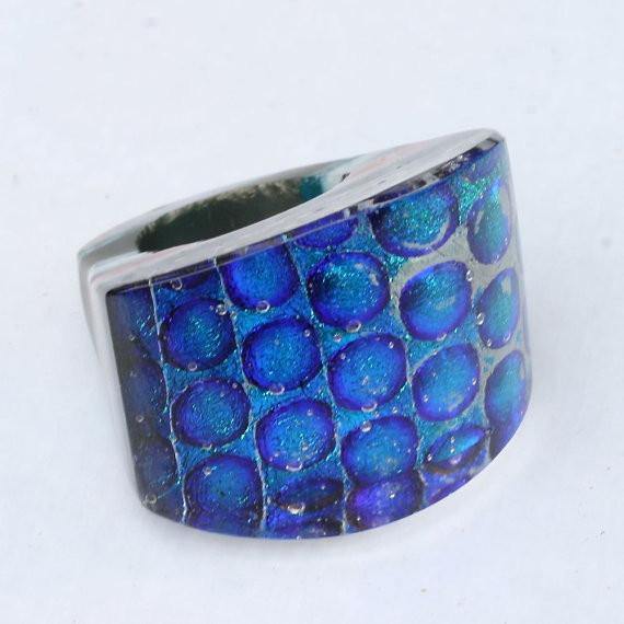 Dichroic glass Cocktail Blue Color Hand Carved ring size 6.5 - Zulasurfing Jewelry
 - 1