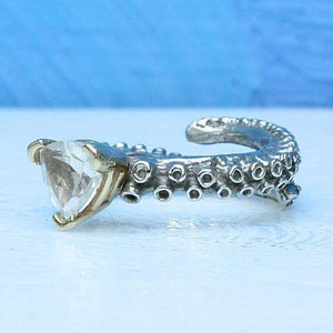 14k gold Octopus tentacle ring with a white topaz stone - Zulasurfing Jewelry
 - 2