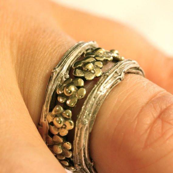 Silver Daisy and Branch Stack Ring Set - Zulasurfing Jewelry
 - 1