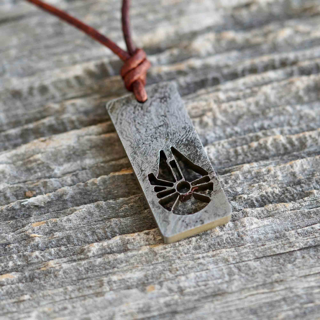 The Millennium Falcon Necklace star wars Jewelry clone war Jedi Rebellion