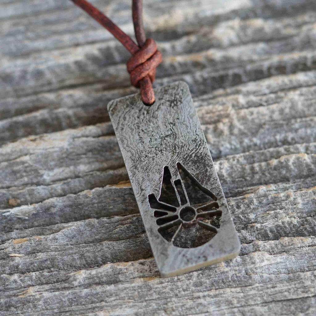 The Millennium Falcon Necklace star wars Jewelry clone war Jedi Rebellion