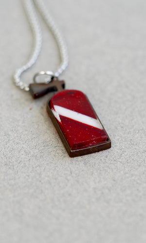 Scuba diving necklace flag and air tank design