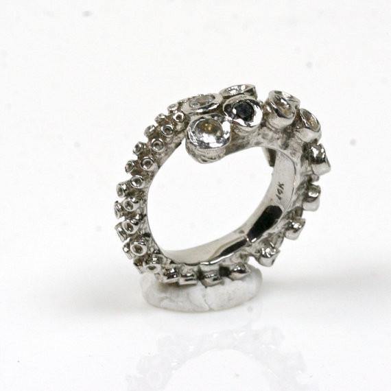 14k white gold octopus ring showing adjustable open shank band design