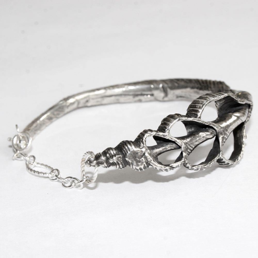 Silver shell bracelet - Zulasurfing Jewelry
 - 1